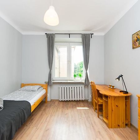 3-Bedroom Flat In City Center P4You Pl Krakow Luaran gambar