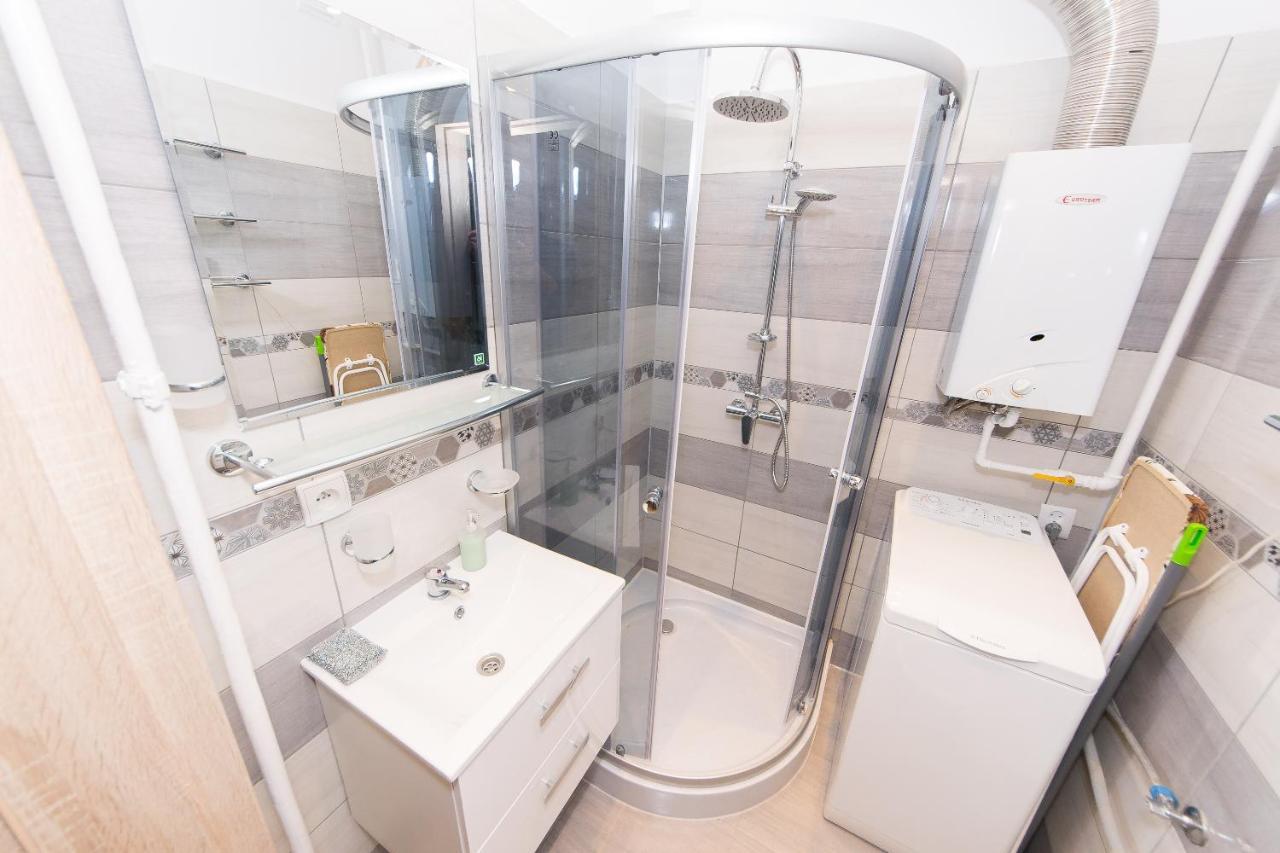 3-Bedroom Flat In City Center P4You Pl Krakow Luaran gambar